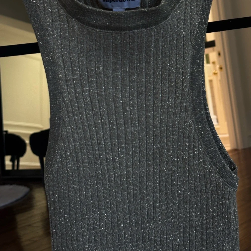 superdown Metallic Gold Ribbed Tank - Picture 4 of 6